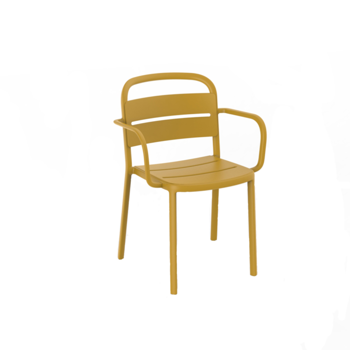 Cadeira de braços Komo, by Joan Gaspar, cor toscana. Uso interno ou externo
