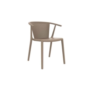 Cadeira com braços Turkey, de cor de areia. Para uso interior e exterior