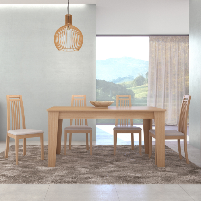 Conjunto de mesas e cadeiras em madeira, com tapete e candeeiro suspenso