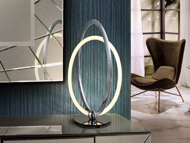 Chrome table lamp,in oval form