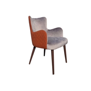 Cadeira de formato elegante, tipo poltrona com tecido de veludo cinzento e costas laranja